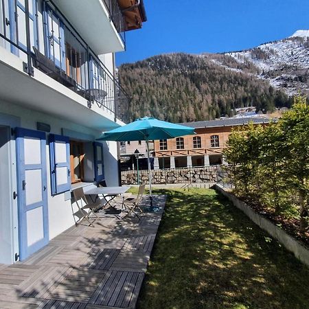 Garden Apartment Spa&Pool Валлорсин Экстерьер фото